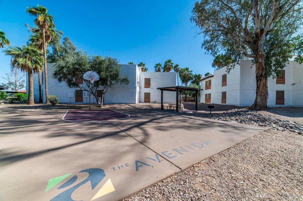41A Modern Large Studio Condo W Heated Pool Casa Grande Exteriör bild